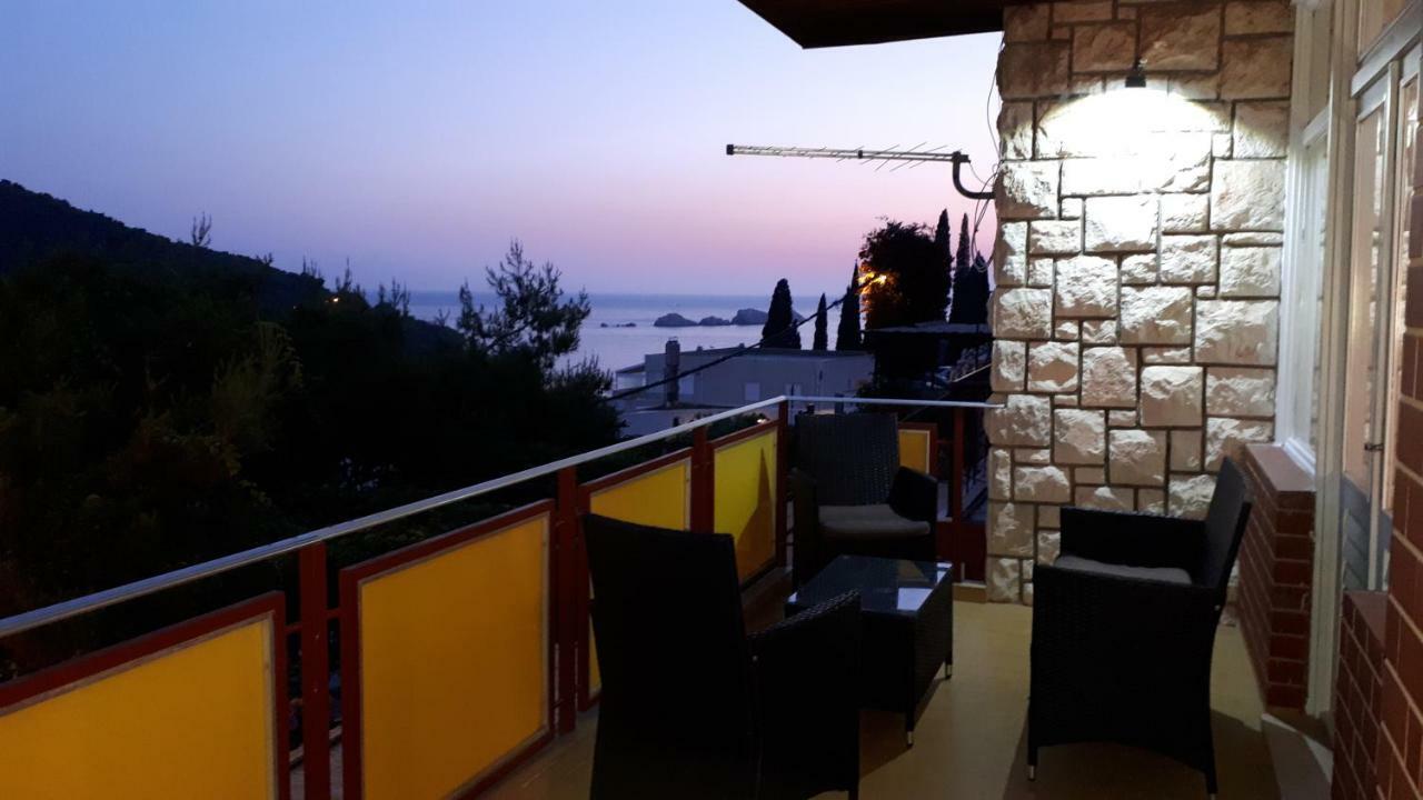 Best4You Apartment - sea view - 70 m2 - 2 bedrooms Dubrovnik Buitenkant foto