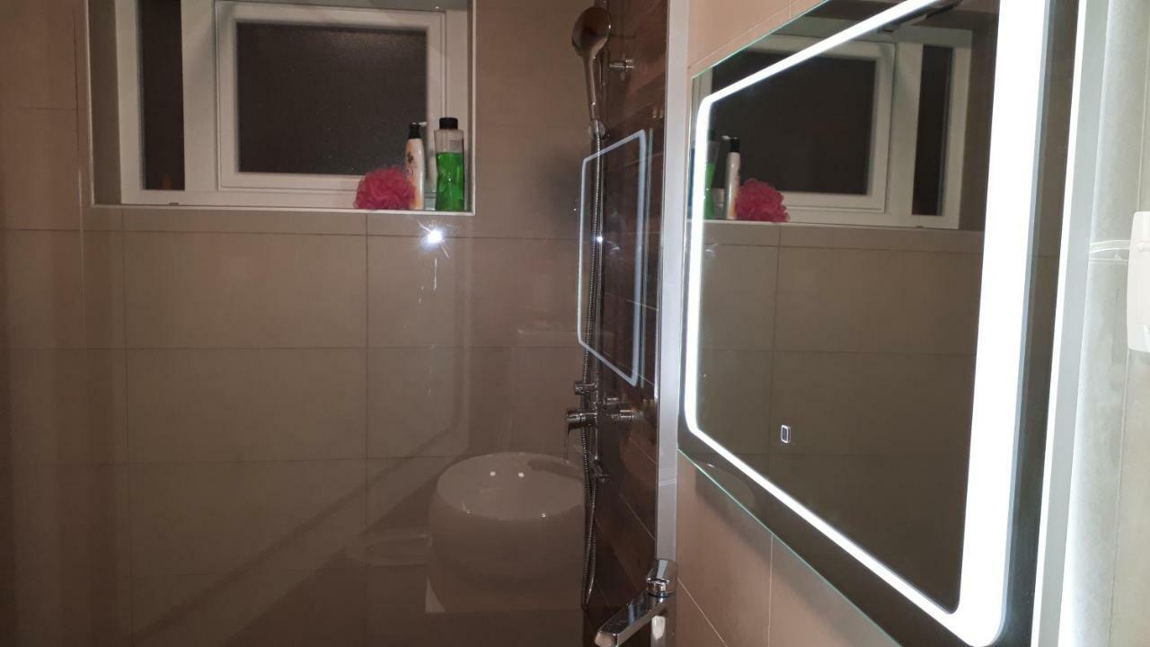 Best4You Apartment - sea view - 70 m2 - 2 bedrooms Dubrovnik Buitenkant foto