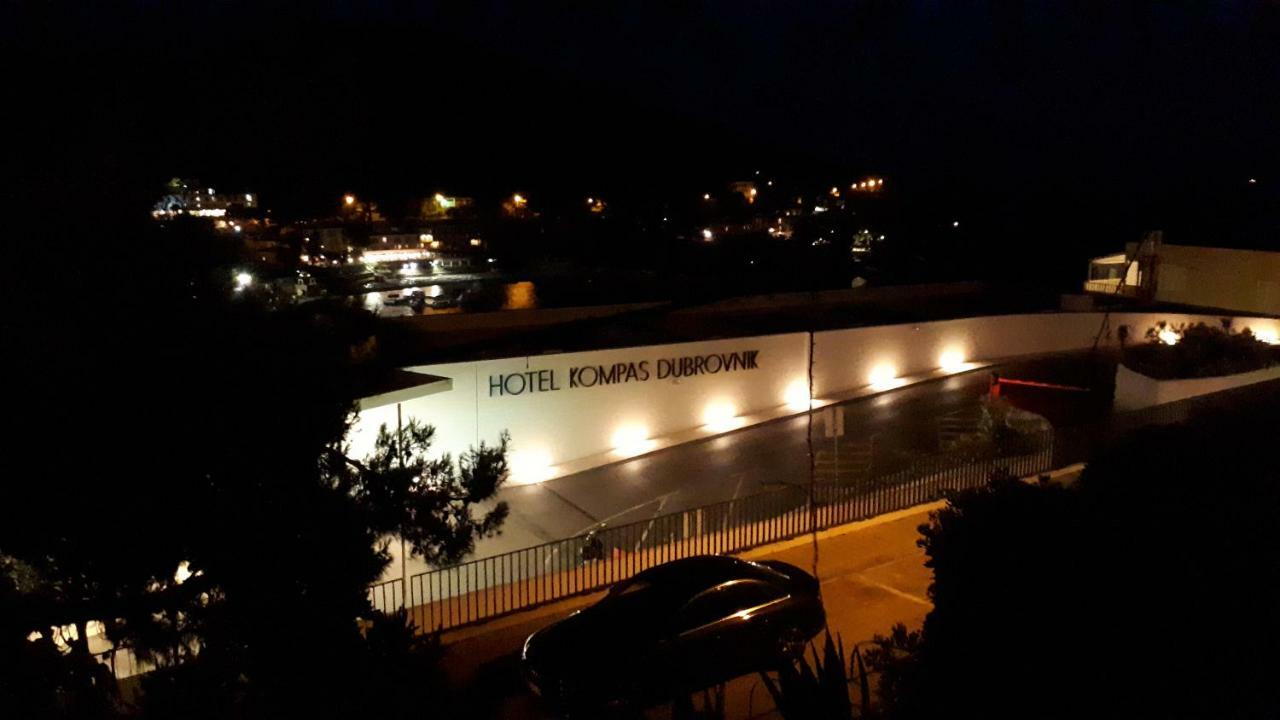 Best4You Apartment - sea view - 70 m2 - 2 bedrooms Dubrovnik Buitenkant foto
